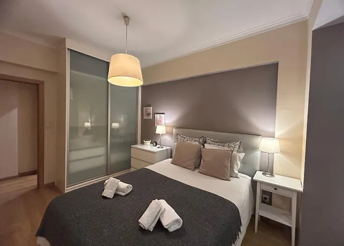 Apartamento Familiar Em Zona Histórica De