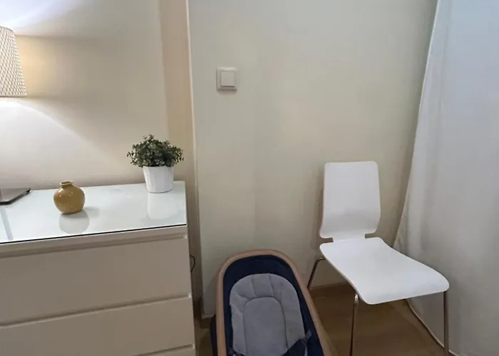 Familiar Em Zona Histórica De Apartamento *